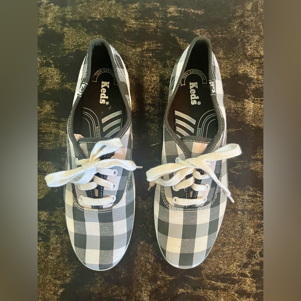 NWOT 7.5 Keds Classic Black/White Checkered Sneakers